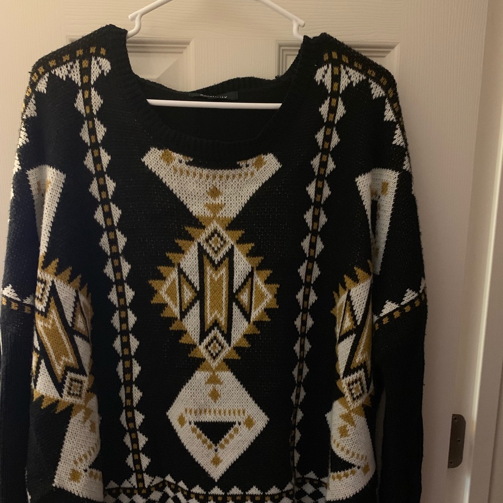 Sweater - Picture 1 of 5